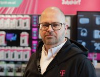 Telekom meldet Wachstum im Handel