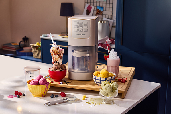 RussellHobbs_Chilluxe _Eismaschine_28750-56_Lifestyle5
